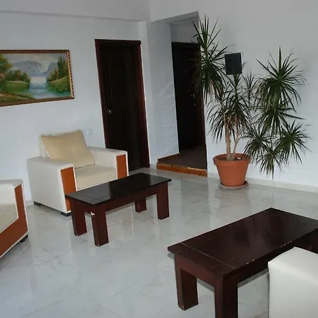 Freskia Hotel 3*