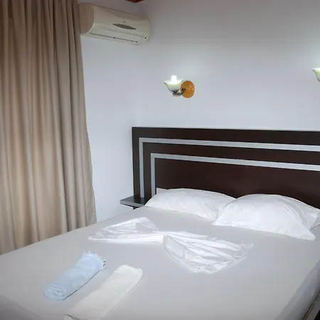 Hotel Freskia