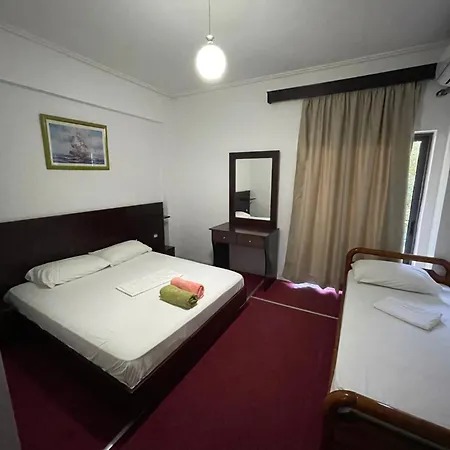Freskia Hotel 3*